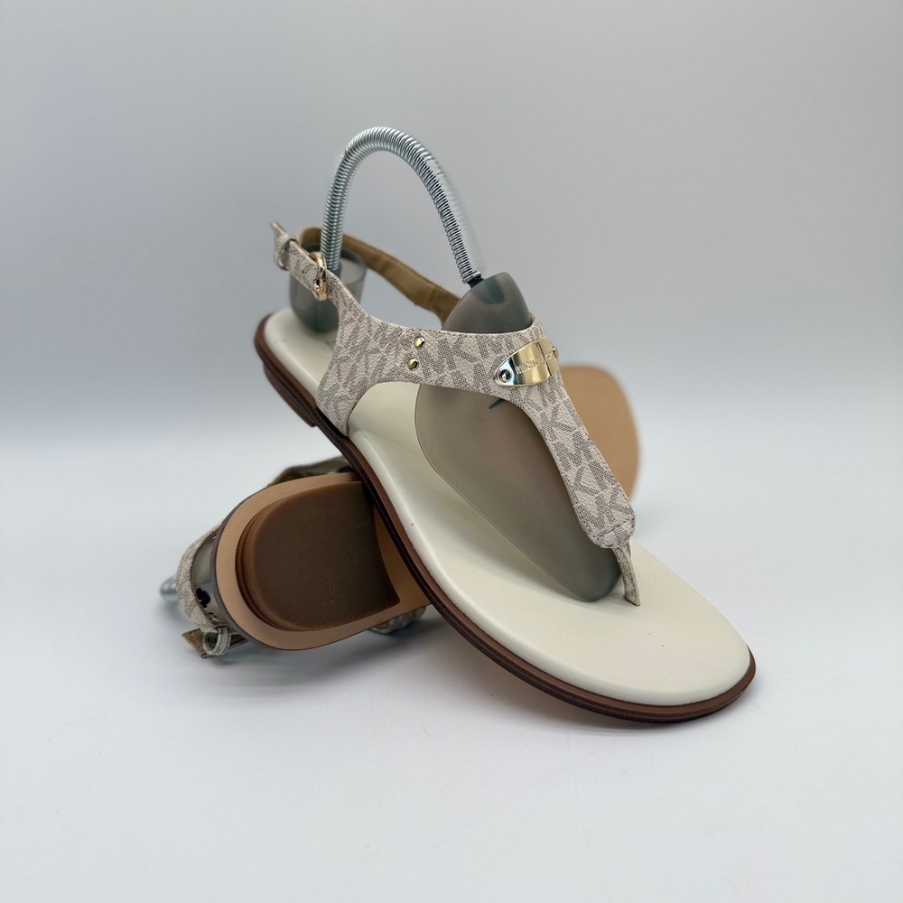 Michael Kors Plate Thong Sandals Vanilla Cream Monogram Logo Flats 10M PV22I